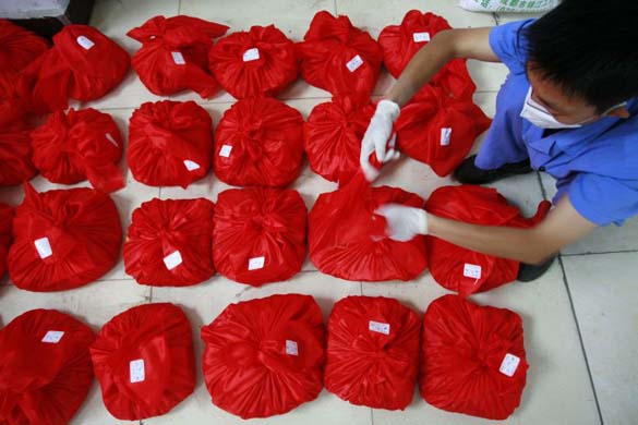 Earthquake victims