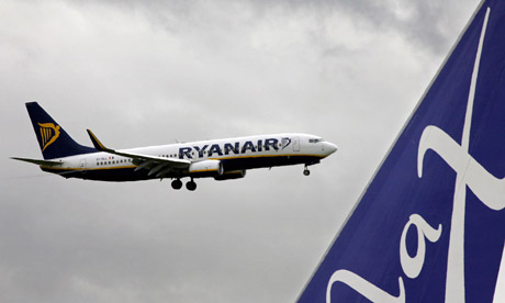 Ryanair jet landing