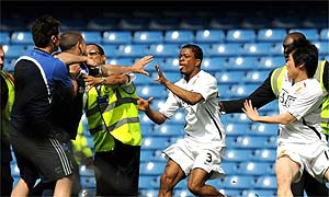Patrice Evra and Chelsea grounstaff fight