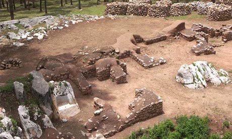 Ruins of the Inca temple at the Sacsayhuaman archeological park near Cuzco, Peru