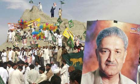 Supporters of Pakistan Muslim League-N party