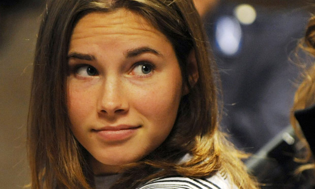 https://image.guim.co.uk/sys-images/Film/Pix/pictures/2013/5/3/1367581170177/Amanda-Knox-arrives-at-he-011.jpg